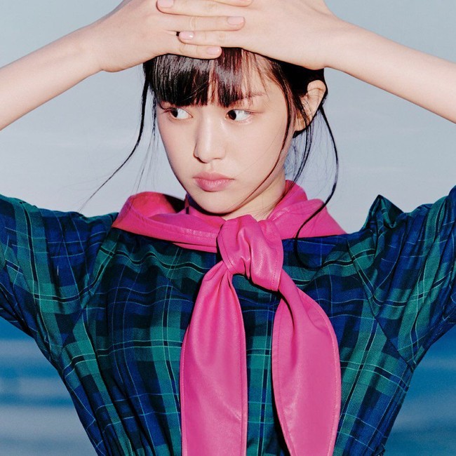 Beberapa orang mengatakan jika mata Sung Min yang seperti kucing tampak seperti Jennie. Foto: Instagram @sungmin_h_01