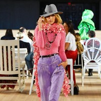 Marc Jacobs memperagakan fashion show koleksi terbarunya di Park Avenue Armory, New York Fashion Week Spring 2020, New York. Rabu(11/11/2019). Photo by Slaven Vlasic/Getty Images.