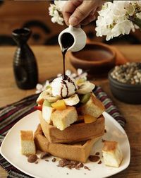Sore Ini Enaknya Ngemil Honey Toast, Roti Panggang Berlumur Madu yang Legit