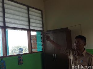 Tercemar Polusi Udara Pabrik, Aktivitas SDN 07 Cilincing Sangat Terganggu