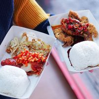 Ada Ayam Goreng dan Es Latte Enak Menanti di Dekat Halte Dukuh Atas