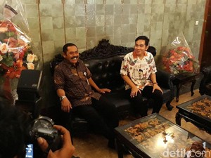 Gibran Resmi Daftar Pilkada Solo Lewat DPD PDIP Jateng, Ini Kata FX Rudy