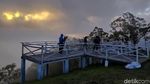 Foto: Bukit Wolobobo yang Viral di Medsos