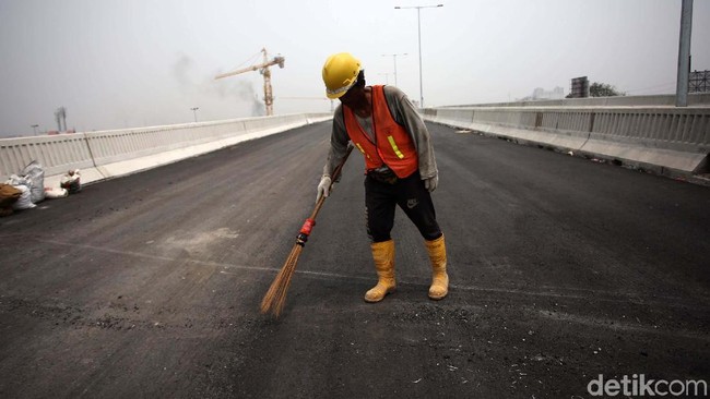 Sutet Nyaris Bikin Tol Japek Layang Batal Operasi Saat Natal