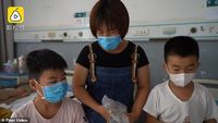 Kisah Bocah 11 Tahun Jual Sayur Sebelum Sekolah untuk Biaya Pengobatan Adik