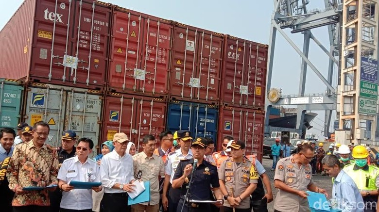 Indonesia Kirim Balik 9 Kontainer Sampah Plastik ke Australia Indonesia Kirim Balik 9 Kontainer Sampah Plastik ke Australia