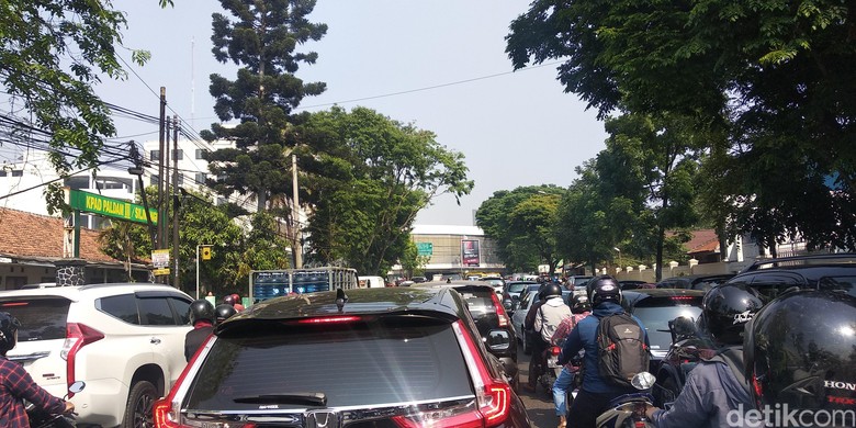 Jalan Jakarta Macet karena Pembangunan Flyover, Polisi Siapkan Rekayasa Jalan Jakarta Macet karena Pembangunan Flyover, Polisi Siapkan Rekayasa