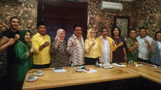 Anggap Airlangga Buat Golkar Terpuruk, Pro-Bamsoet Layangkan Somasi
