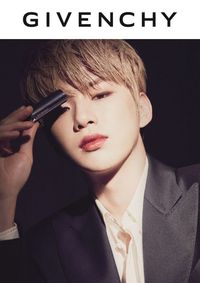 Kang Daniel Resmi Jadi Model Kosmetik Paris, Givenchy Beauty
