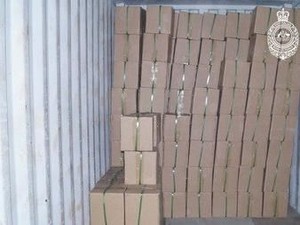 Dua Warga Malaysia Tertangkap Selundupkan 1 Ton Bahan Narkoba ke Australia