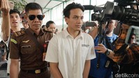 Selain itu Jefri juga mengaku masih sulit tidur. Pool/Palevi S/detikFoto.