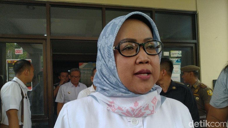 Iriana Jokowi Akan Ikut Bersih-bersih Sungai di Bogor Kamis Besok Iriana Jokowi Akan Ikut Bersih-bersih Sungai di Bogor Kamis Besok