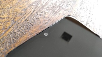 Wujud kamera depan beresolusi 8 megapixel. (Foto: detikINET/Aisyah Kamaliah)