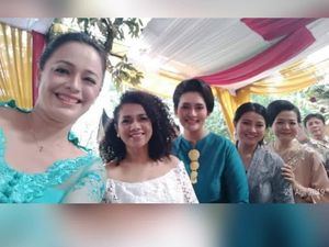 Emak-emak Rebutan Rendang Ternyata Cuma Akting Iklan Bumbu Penyedap
