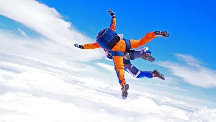 Ilustrasi Skydiving