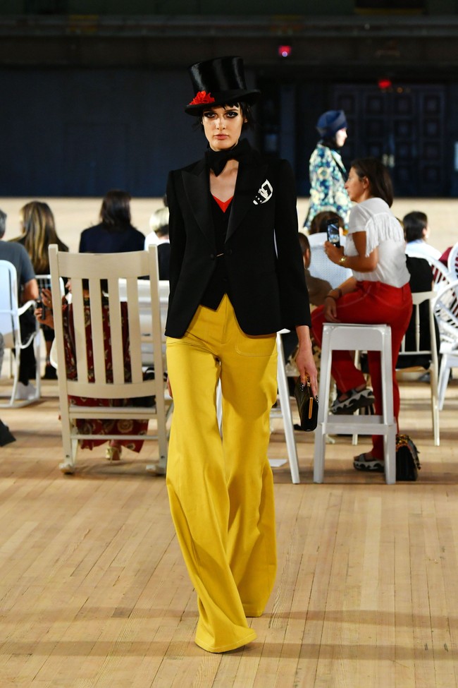 Marc Jacobs memperagakan fashion show koleksi terbarunya di Park Avenue Armory, New York Fashion Week Spring 2020, New York. Rabu(11/11/2019). Photo by Slaven Vlasic/Getty Images.