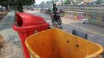 Terlalu, Trotoar Daan Mogot Dibajak Para Pemotor Nakal
