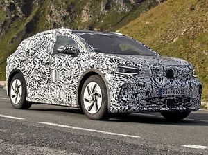 Mobil Listrik Volkswagen ID.4 Mulai Diuji di Jalanan