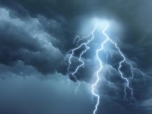 Suara Dentuman Keras di Langit Kagetkan Warga Rokan Hulu Riau