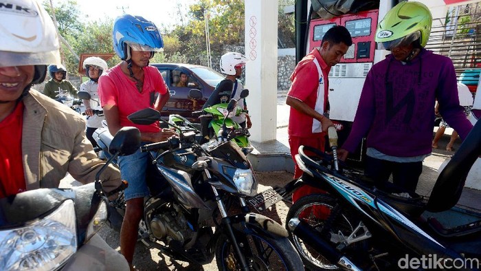 BBM jadi salah satu kebutuhan dasar bagi masyarakat untuk beraktivitas. Program BBM Satu Harga diharapkan dapat gerakan ekonomi rakyat Indonesia secara merata.