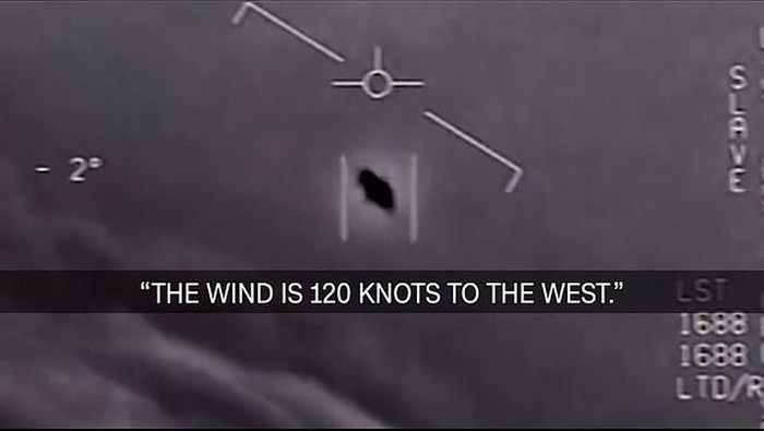 Penampakan UFO. Foto: YouTube Penampakan UFO. Foto: YouTube