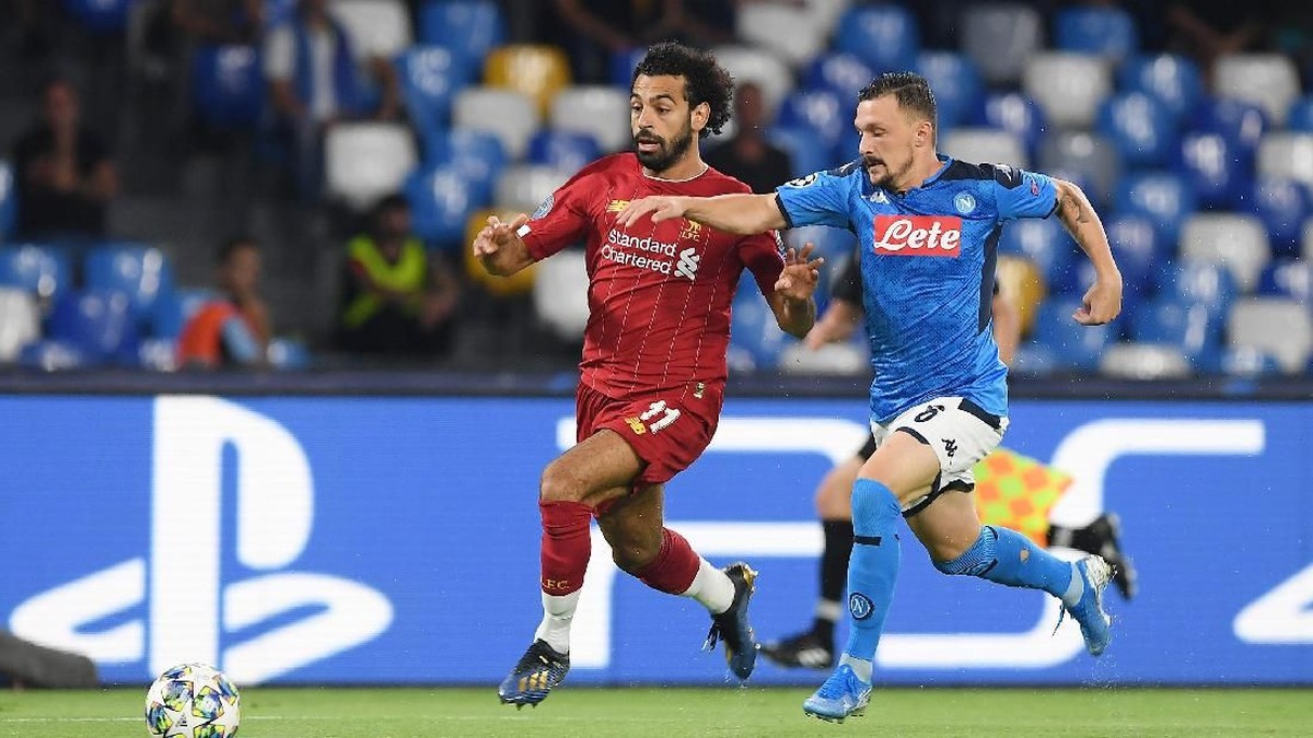 Napoli vs Liverpool tanpa gol di babak pertama. (Foto: Francesco Pecoraro/Getty Images)