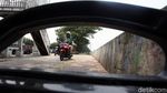 Terlalu, Trotoar Daan Mogot Dibajak Para Pemotor Nakal