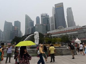 Cuaca Panas, Pekerja Singapura Bakal Diizinkan Leyeh-leyeh 10 Menit/Jam