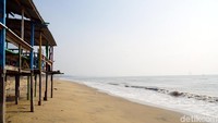 Inilah Pantai Nipah-nipah di Kabupaten Penajam Paser Utara, calon ibu kota baru. Panti ini dikenal juga dengan nama Pantai Sipakario. (Wahyu Setyo/detikcom)