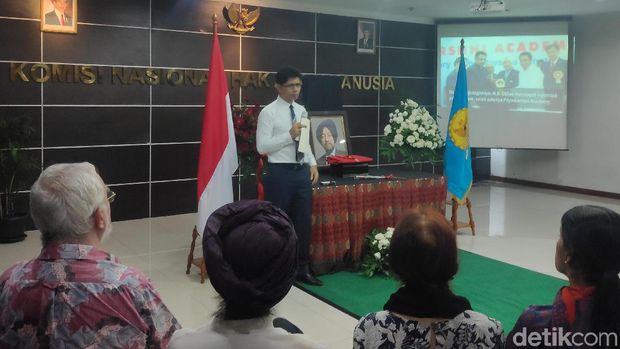 Komisioner KPK Laode M Syarif hadir di Gedung Komnas HAM.
