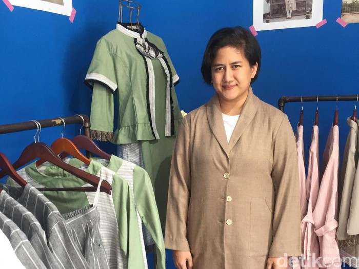 Amanda Indah Lestari, pendiri dan desainer label Lekat di Hati. (Foto: Daniel Ngantung/Wolipop) Amanda Indah Lestari, pendiri dan desainer label Lekat di Hati. (Foto: Daniel Ngantung/Wolipop)