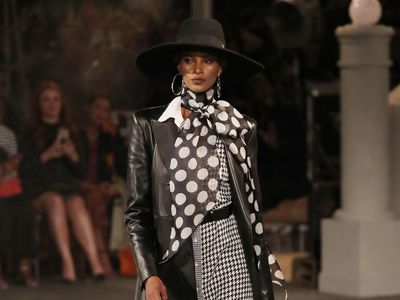 Foto: 15 Koleksi Ready to Wear Tommy Hilfiger untuk 2019