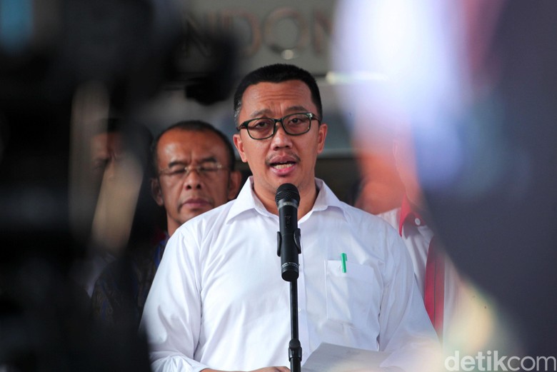Penuhi Panggilan KPK, Imam Nahrawi: Saya Siap Jalani Takdir Penuhi Panggilan KPK, Imam Nahrawi: Saya Siap Jalani Takdir