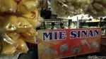 Laris Manis Bisnis Makanan Khas Tanah Rencong