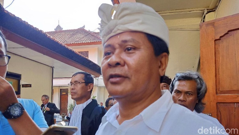 Dijenguk Akbar Tandjung, Eks Wagub Bali Sudikerta Dapat Dukungan Moral Dijenguk Akbar Tandjung, Eks Wagub Bali Sudikerta Dapat Dukungan Moral