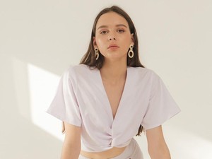 Daftar 20 Brand Baju Lokal Favorit yang Harganya Terjangkau (Bagian 2)