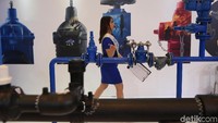 Targetnya, AVK Fusion Indonesia bisa mencatatkan omset sebesar Rp 300 miliar hingga lima tahun ke depan. Sementara itu untuk tahun 2019, AVK Fusion menargetkan pertumbuhan penjualan sebesar 35% dibandingkan pendapatan di tahun sebelumnya.