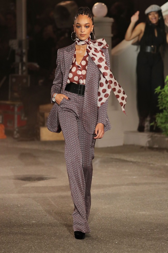 Fashion show koleksi ready to wear fall/winter 2019 Tommy Hilfiger di New York Fashion Week yang digelar di Apollo theater, New York, Minggu (8/9/2019). Photo by Thomas Concordia/Getty Images.