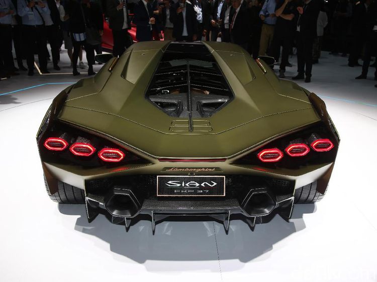 Ini Bukan Pesawat Tempur, Tapi Lamborghini Tercepat Rp 31 Miliar