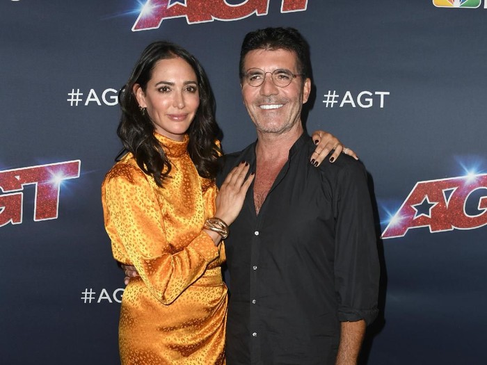 Simon Cowell HOLLYWOOD, CALIFORNIA - SEPTEMBER 17: Lauren Silverman, Simon Cowell attend Americas Got Talent Season 14 Live Show Red Carpet at Dolby Theatre on September 17, 2019 in Hollywood, California. (Photo by Frazer Harrison/Getty Images)