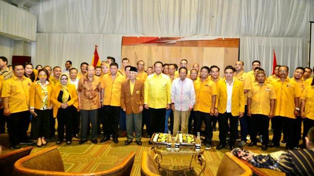 Bamsoet Sesalkan Kericuhan di Munaslub MKGR di Hotel Sultan