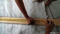 Diketahui ada sekitar 42 siswa SMK yang dilibatkan dalam pemasangan alat untuk mengurangi dampak polusi udara di sekolah tersebut.