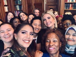 Bupati Trenggalek Eksis di Instagram Ivanka Trump