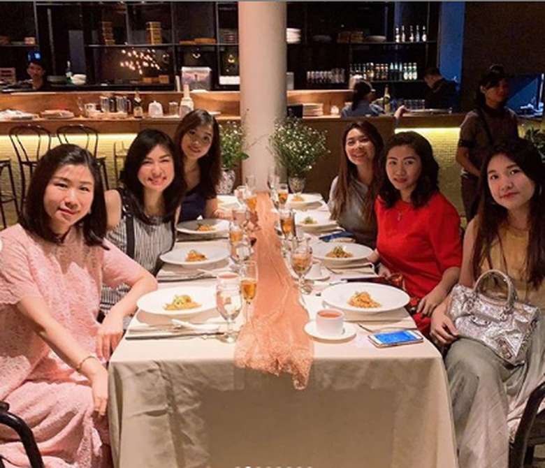 570+ Gambar Romantis Makan Berdua Terbaru