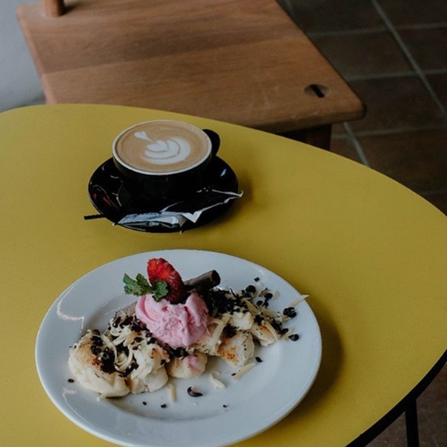 Bisa Ngopi Asyik di 5 Tempat Dekat Halte Blok M Ini