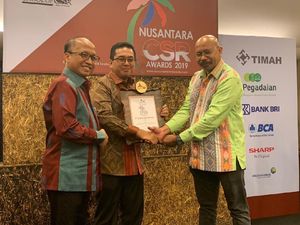 Hutama Karya Kembali Sabet Penghargaan Nusantara CSR Awards