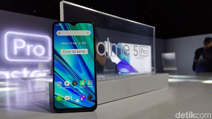 Realme 5 dan 5 Pro