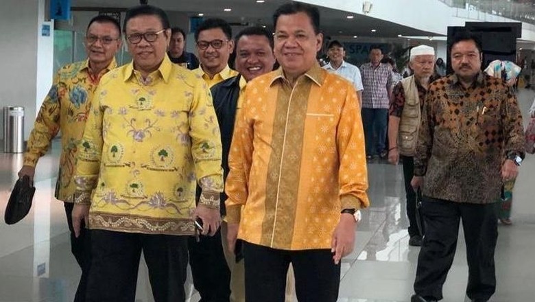 Agung Laksono Minta Jangan Ada Elite Politik Obok-obok Ormas Golkar Agung Laksono Minta Jangan Ada Elite Politik Obok-obok Ormas Golkar