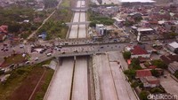 Keberaddan jalan tol ini diharapkan akan mengurai kemacetan di Jalan Margonda dan Jalan Juanda.