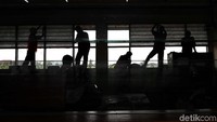 Pemasangan penyaring udara beserta sejumlah peralatan lain untuk mengantisipasi terhirupnya polusi udara oleh anak-anak maupun guru di SDN Cilincing 04 Pagi tersebut diharapkan dapat membuat kegiatan belajar mengajar di sekolah itu tak lagi terganggu dengan polusi udara yang membahayakan kesehatan para siswa maupun guru.